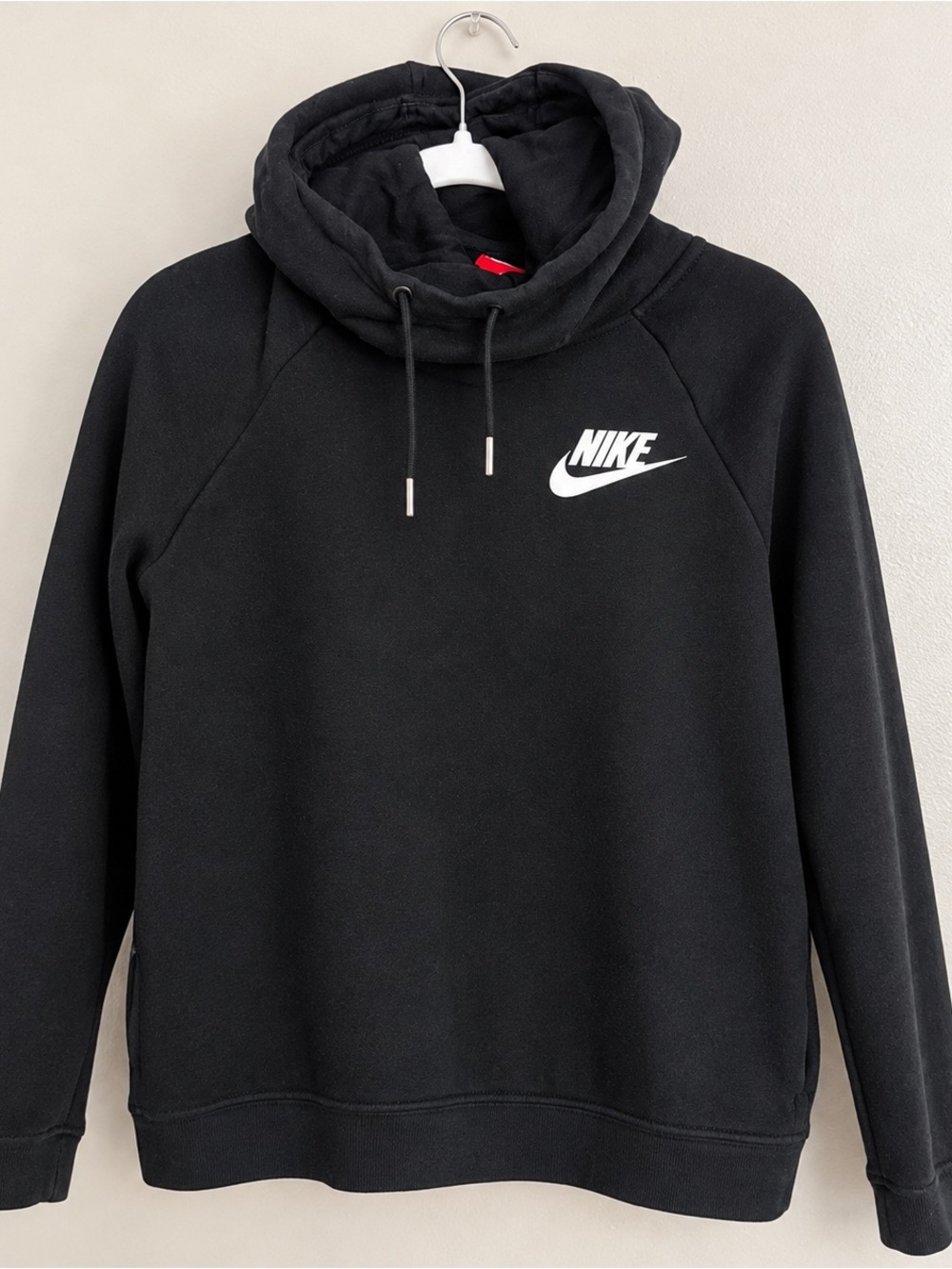Nike Sportswear Women’s Medium Black Funnel Neck Fleece Hoodie